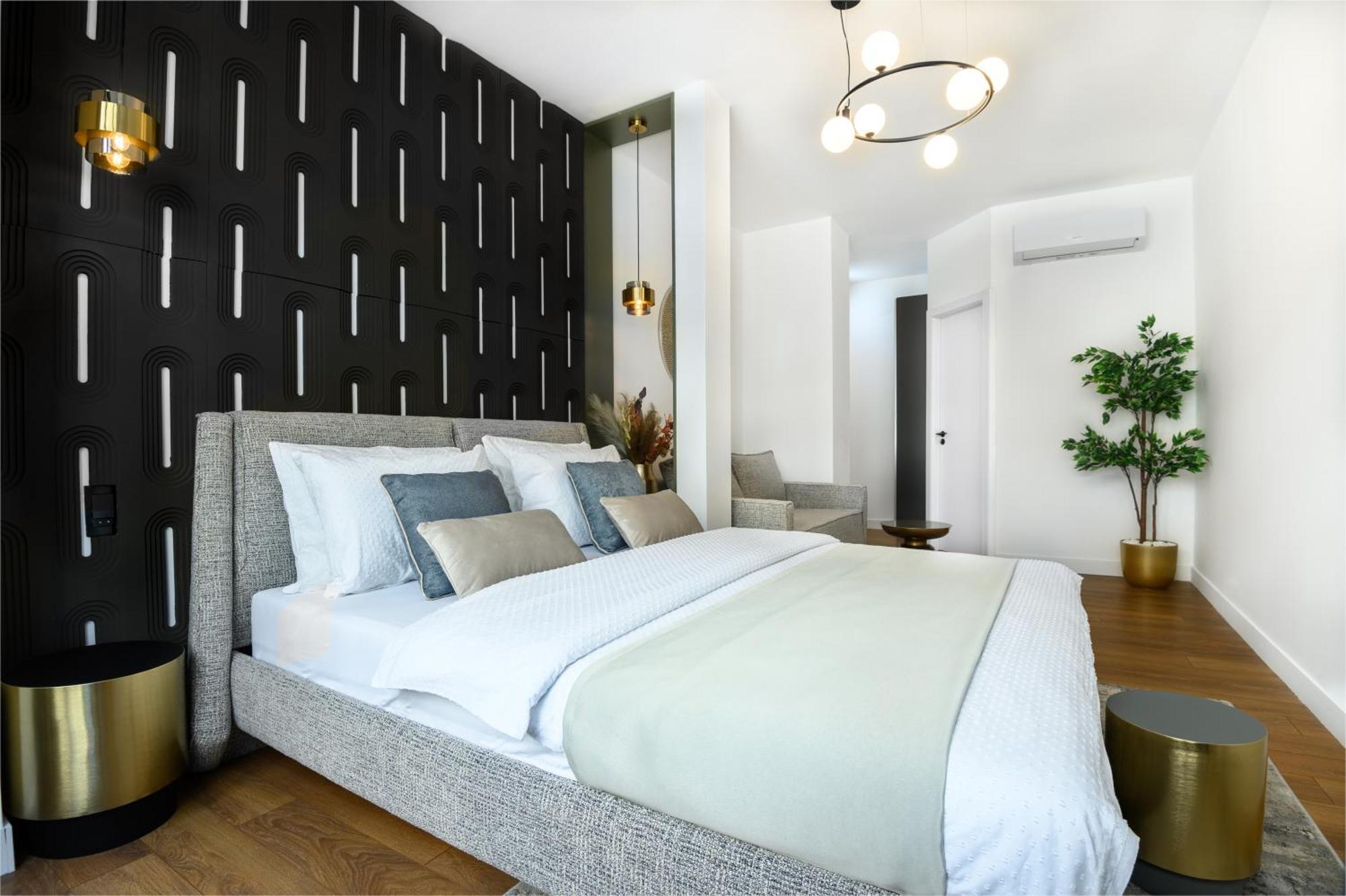 Urban Downtown Luxury Rooms And Suites Belgrade Exterior photo
