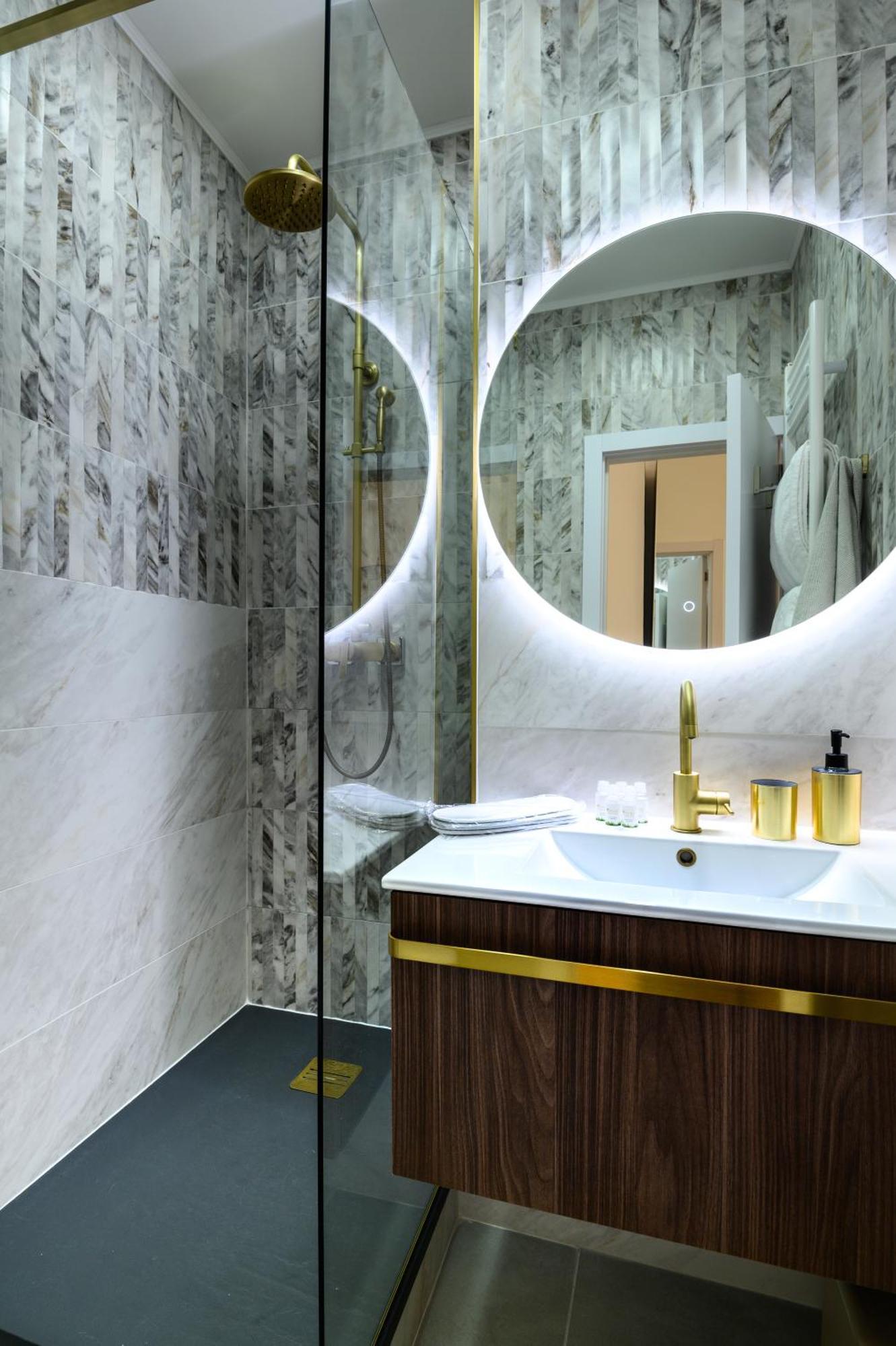 Urban Downtown Luxury Rooms And Suites Belgrade Exterior photo