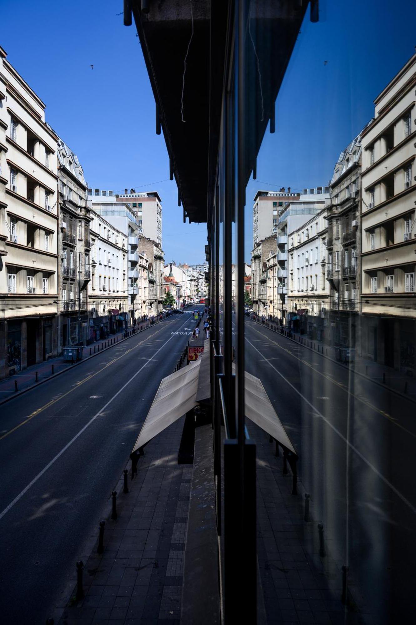 Urban Downtown Luxury Rooms And Suites Belgrade Exterior photo