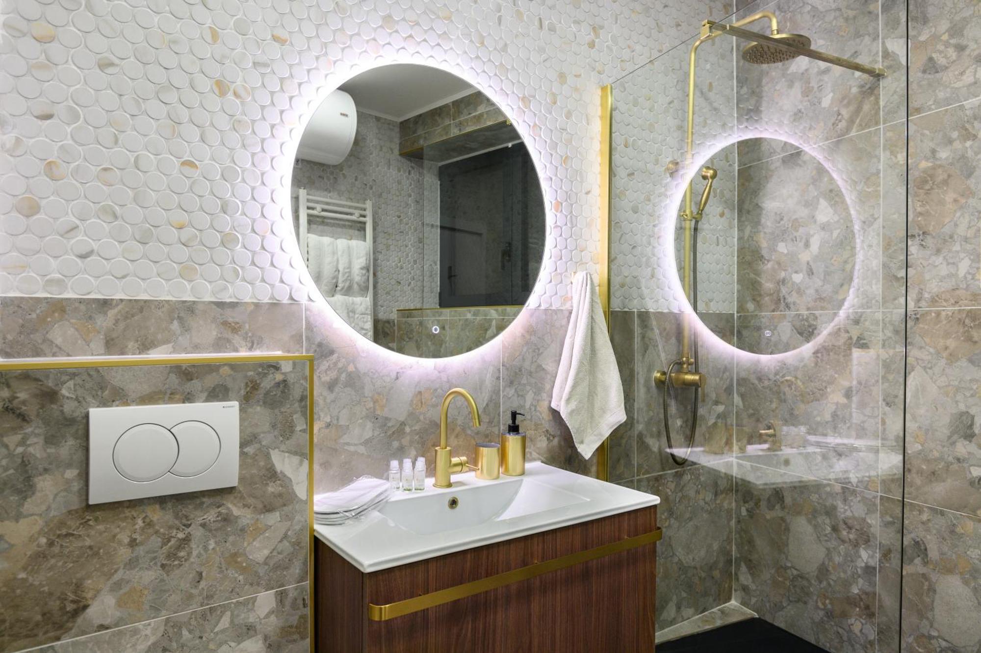 Urban Downtown Luxury Rooms And Suites Belgrade Room photo